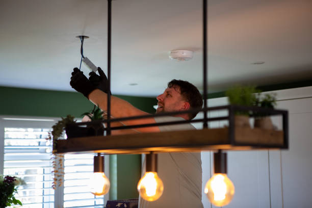 Best Emergency Electrical Repair  in Maywood, IL