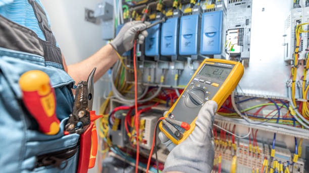 Affordable Emergency Electrician in IL